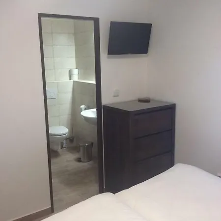 Vinný sklípek Na Spojovací Mutěnice Exteriér fotografie